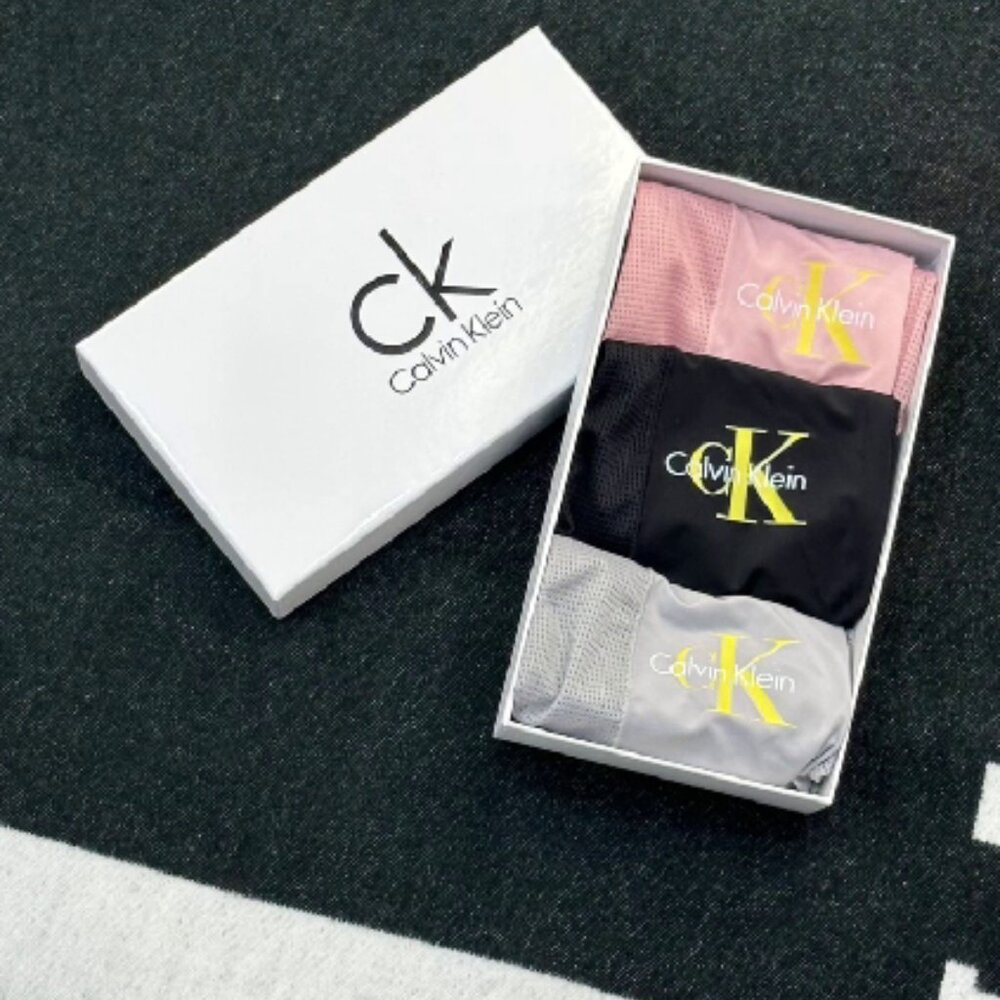 Calvin Klein Ice Silk Seamless Boxer Briefs